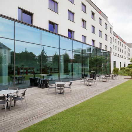 Holiday Inn Munich - Westpark By Ihg Exteriör bild