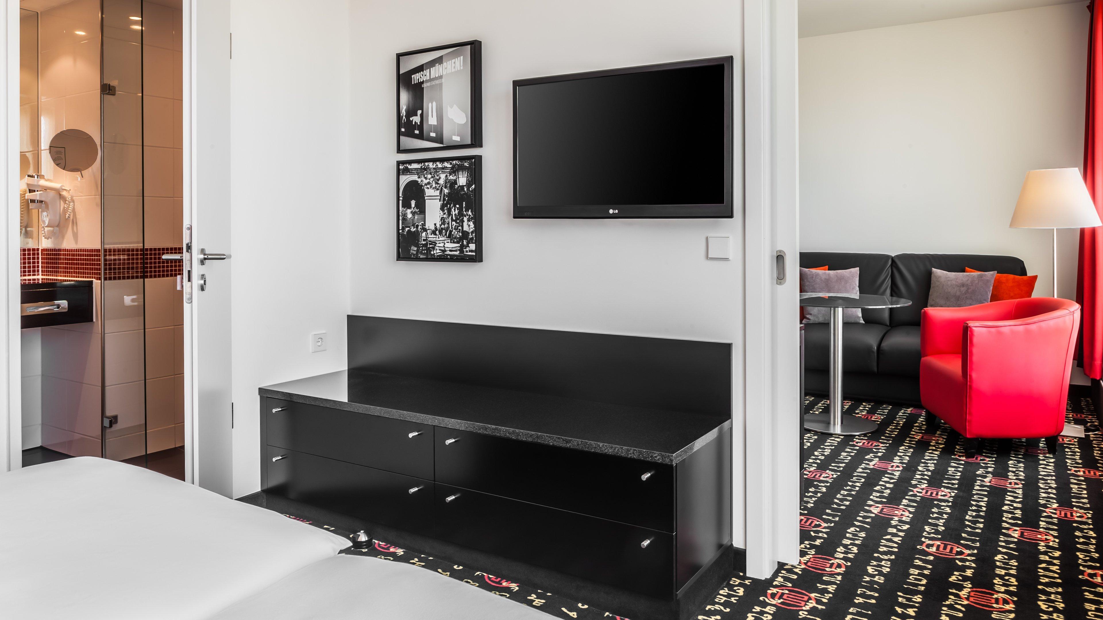 Holiday Inn Munich - Westpark By Ihg Exteriör bild