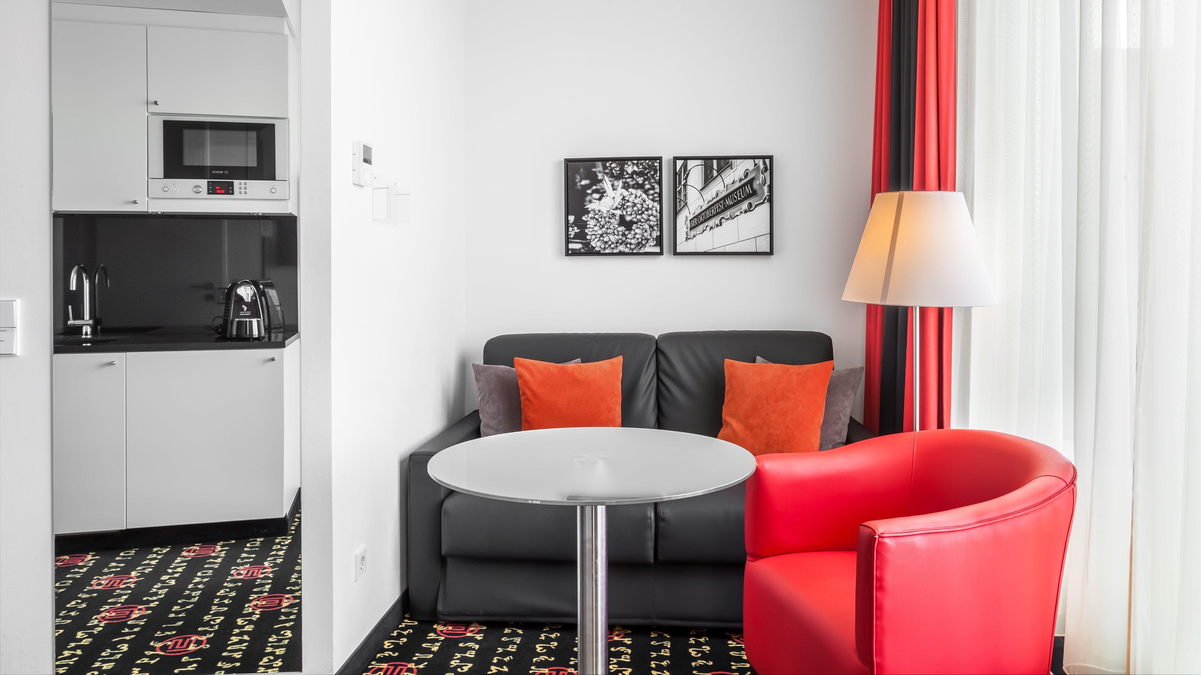 Holiday Inn Munich - Westpark By Ihg Exteriör bild