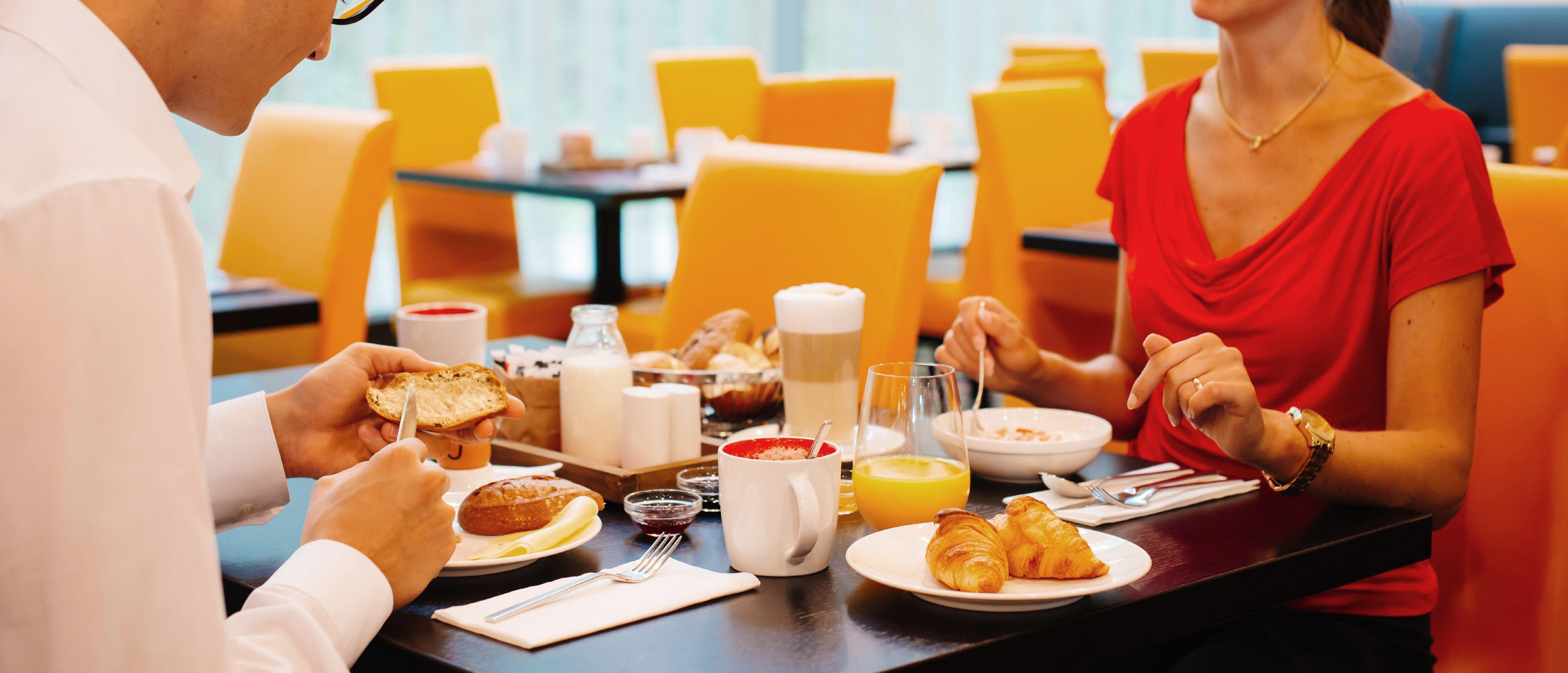 Holiday Inn Munich - Westpark By Ihg Exteriör bild