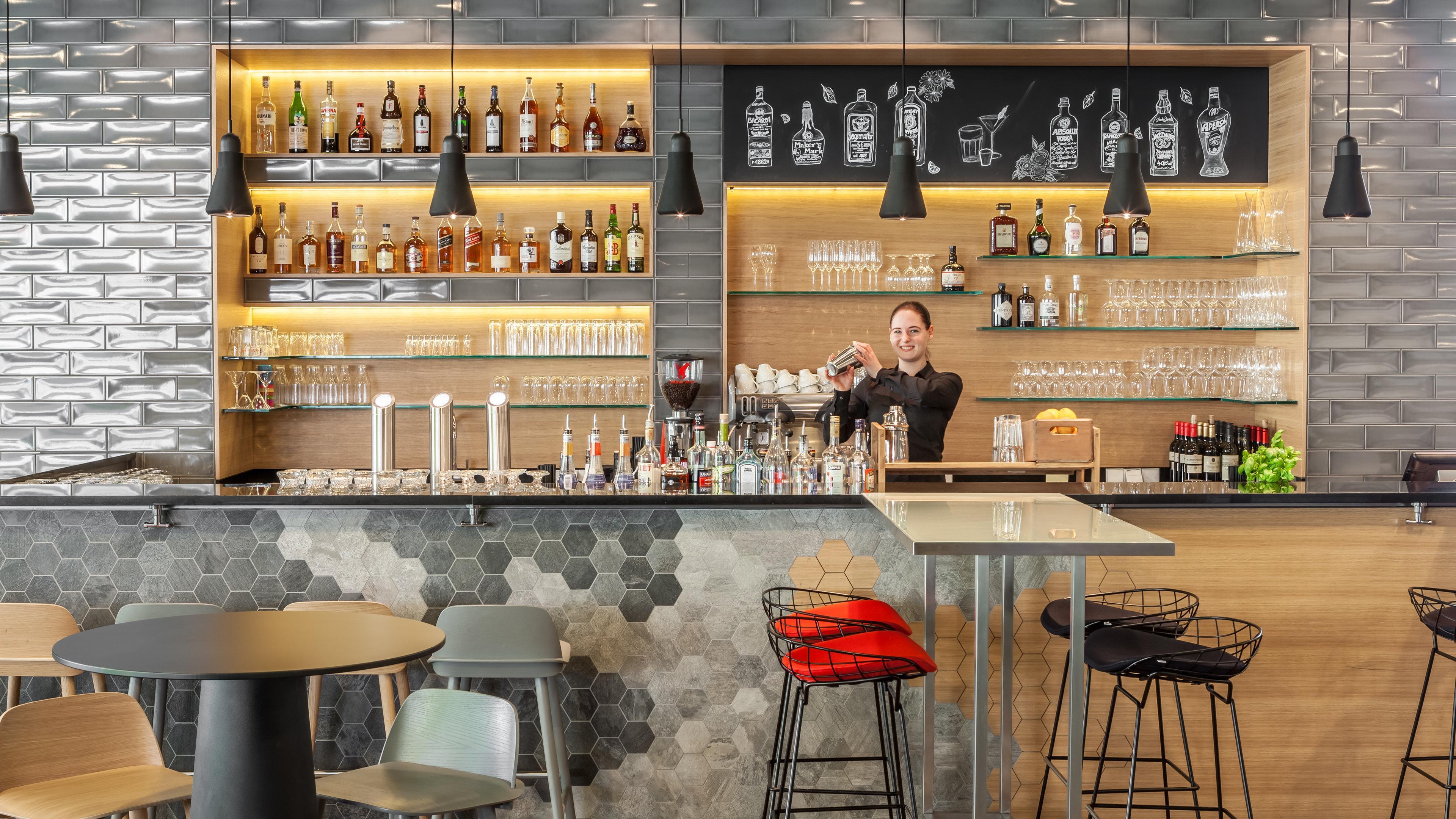 Holiday Inn Munich - Westpark By Ihg Exteriör bild